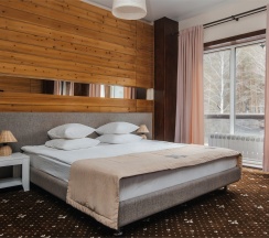 КОРПУС «ПРЕЗИДЕНТСКИЙ». Де Люкс, вид на реку в Марьин Остров