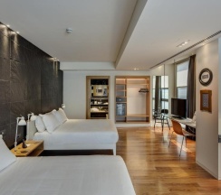 Двухместный номер Nova Executive двуспальная кровать в Hotel Plaza Venice