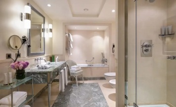Двухместный люкс Prestige двуспальная кровать в Rocco Forte Hotel Amigo