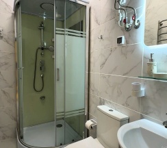 4-местные апартаменты-студия, 75 м², 4 этаж в Русское море