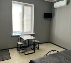 Апартаменты студия с 1 двуспальной кроватью #4 в Art-hotel Nataliia (Арт Наталия) на улице Сергиевская