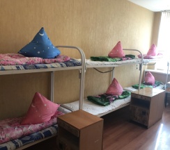 Кровать в общем номере (мужской номер) с красивым видом из окна (общая ванная комната) в Хостел