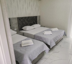 Трёхместный номер Standard с балконом в Lux elif