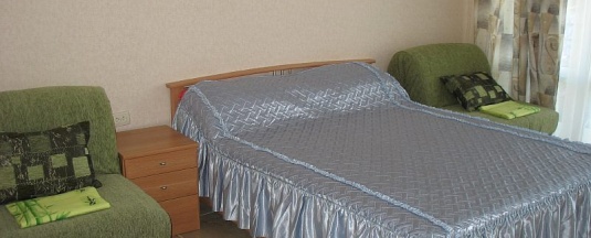 Четырёхместный номер Comfort с балконом и с красивым видом из окна в На Кольцевой