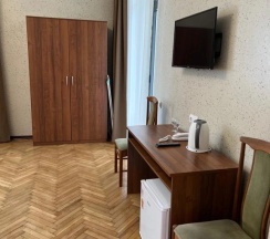 Двухместный номер Стандарт с видом на парк двуспальная кровать в Нарт