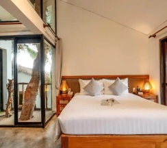 Двухместный номер Tropical (двуспальная кровать) в M Village Phu Quoc