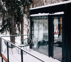 Домик с одной двуспальной кроватью в Сила ветра