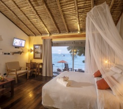 Бунгало Superior с балконом и с красивым видом из окна в Отель Secret Garden Beach Resort