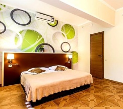 Номер стандарт с 1 двуспальной кроватью в А-бутик