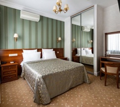 Номер полулюкс с 1 двуспальной кроватью в Imperial Resort&SPA