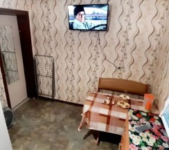 Четырёхместный номер Comfort с красивым видом из окна (общая ванная комната) в У Моря