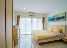 Номер Deluxe в Modern Place Patong Beach