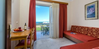 Камисиана: Отель Selini Suites
