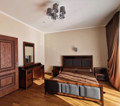 Трёхкомнатный ЛЮКС (№3) в Woodberg