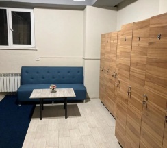 Кровать в общем номере (мужской номер) (общая ванная комната) в Boston