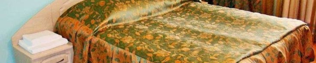 Двухместный люкс двуспальная кровать в Тесь