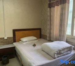 Двухместный номер Standard двуспальная кровать в Zhengzhou Sunshine Hostel