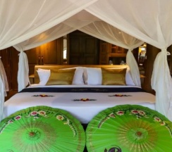 Двухместный люкс The Rock Family двуспальная кровать в Santhiya Koh Phangan Resort & Spa