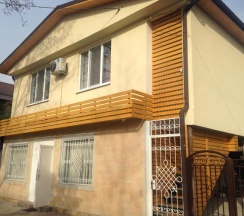 Апартаменты в Лева