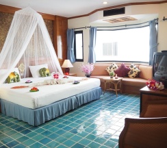 Номер Deluxe в Your Place Inn