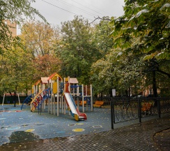 Квартира в Апартаменты на Переулок Гусятников 9 