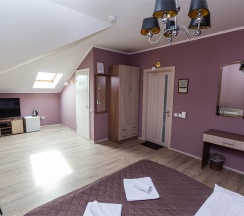 Мансардный люкс в Ям