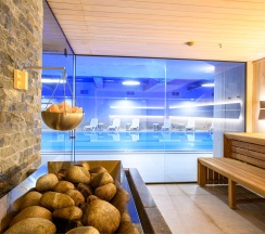 Делюкс двухкомнатный с видом в атриум в Domina Пулково