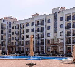 Евродвушка 50 кв.м. на берегу моря с бассейном ул. Мира 44 в Милка