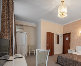 Стандартный номер с двуспальной кроватью в Версаль