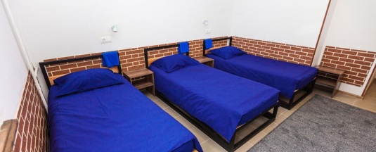 ЭКОНОМ 3 МЕСТНЫЙ в Hotel Lucky