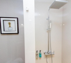 Двухместный номер Deluxe с видом на бассейн двуспальная кровать в Sugar Marina Resort - ART - Karon Beach