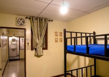 Двухместный номер Economy 2 отдельные кровати в Chan Cha La 99 Hostel