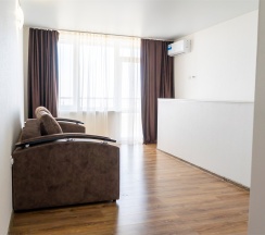 Двухуровневый номер на 6-7 человек с видом на море (корпус Б) в Оптимист