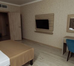 LUXE с боковым видом на море в Эмеральдика