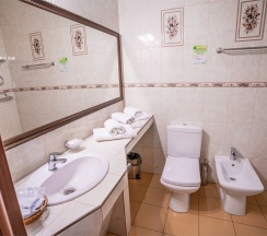 Standart triple в Валенсия hotel&sport