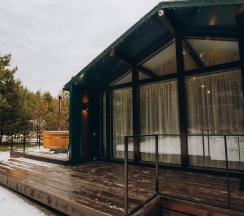 Коттедж улучшенный Лесной барн в Gagarka village