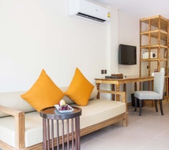 Четырёхместный номер Pool Access Grand Deluxe с видом на сад в Arinara Beach Resort Phuket