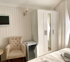 Deluxe Family в Home Suites