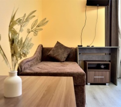 №6. Трехместный номер с дополнительным спальным местом и видом на горы в Прибой