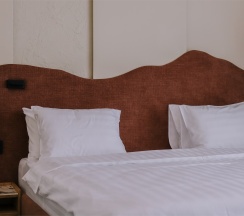 Люкс с видом на крепость и море в Марена