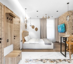 Двухместный номер Superior с балконом и с красивым видом из окна двуспальная кровать в Apart hotel Colibri