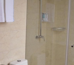Двухместный номер Standard 2 отдельные кровати в Quanrui Business Hotel