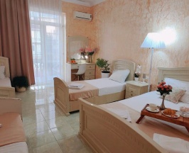 5ти местный комфорт с боковым видом на море в Золотой берег Витязево