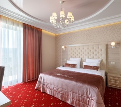 Junior Suite River view в Hotel Villa MARALIS