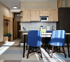 Двухместные апартаменты Корпус Центр №1 с 1 комнатой двуспальная кровать в Вальсет Премиум