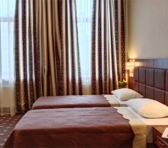 Апартаменты с просторной спальней, обеденной зоной и балконом в My Favourite Garden Hotel