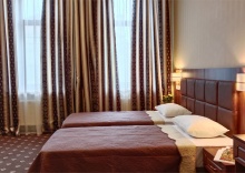 Апартаменты с просторной спальней, обеденной зоной и балконом в My Favourite Garden Hotel