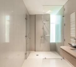 Двухместный номер Luxury c 1 комнатой двуспальная кровать в The Lantern Resorts Patong