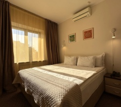 Двухместный люкс двуспальная кровать в Алма