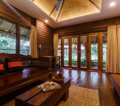 Коттедж с 2 комнатами в Azalea Village Wellness Resort